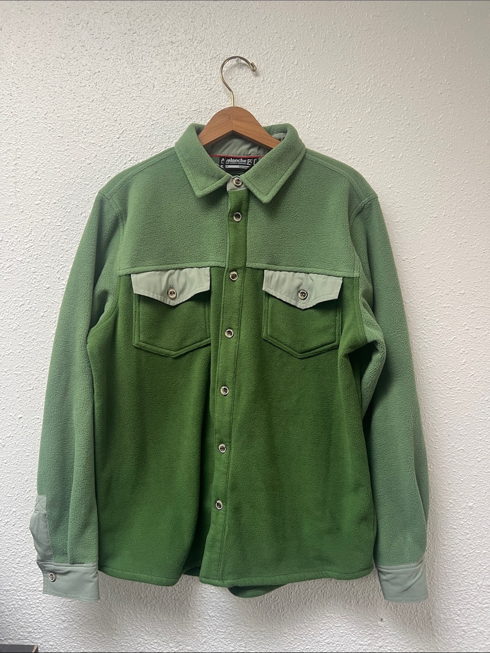 Avalanche Two-Tone Green Fleece Shirt Jacket